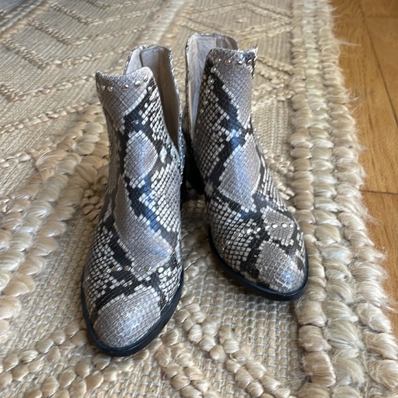 Fall booties - Picture 7 of 7